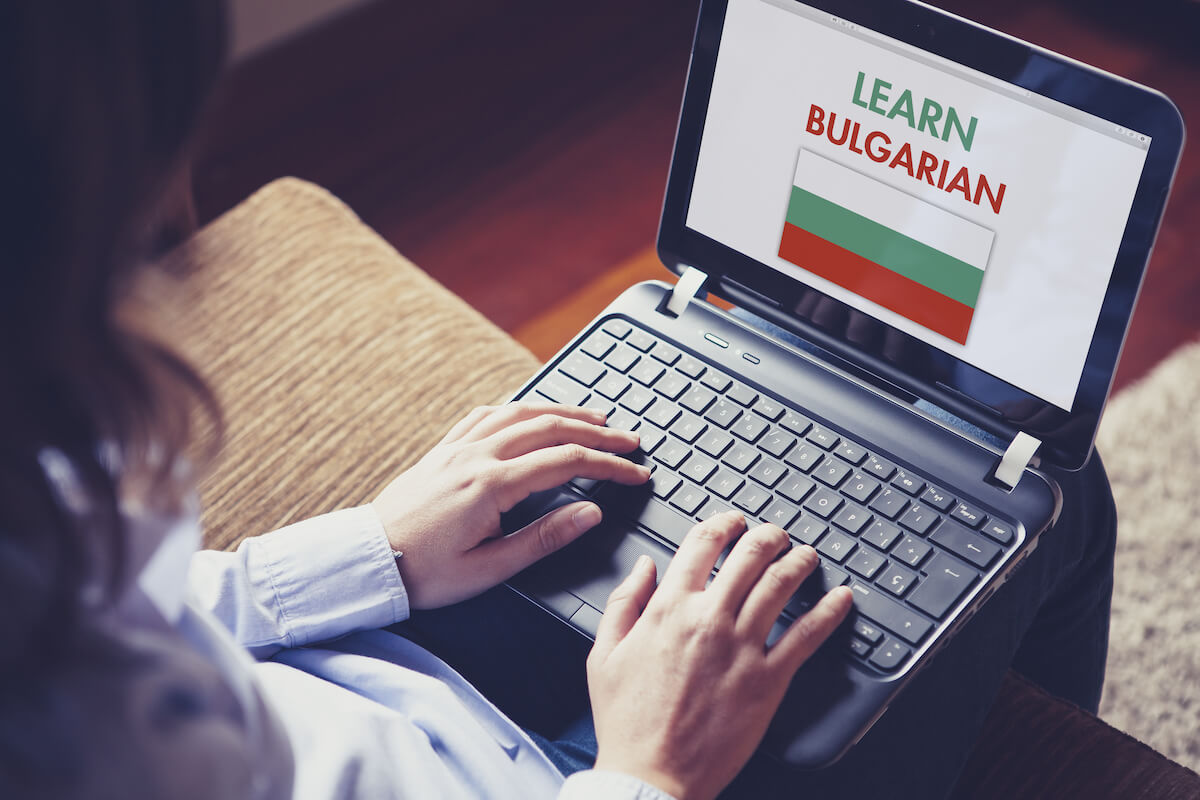 laptop with Learn Bulgarian on screen