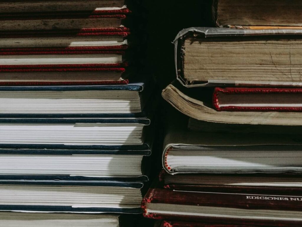 piles of old Spanish books