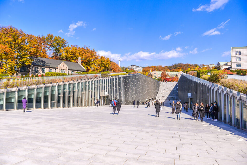 students walking around Ewha Womans University