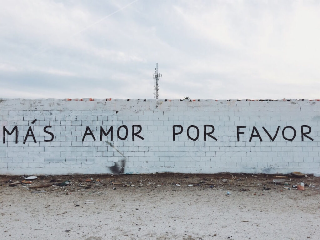 Spanish words on wall