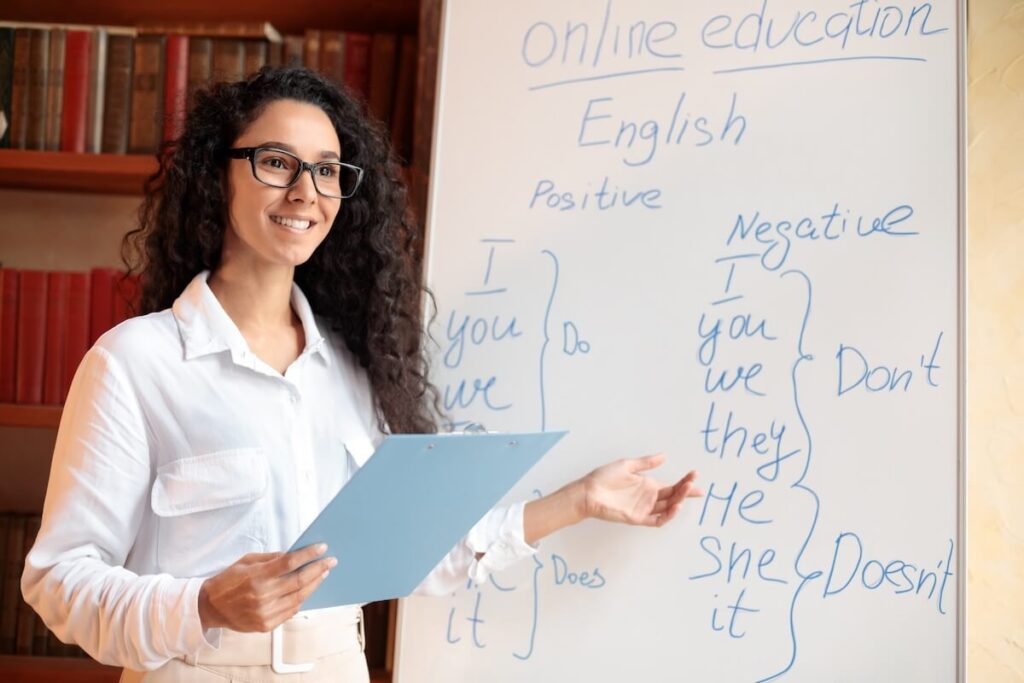 woman teaching english
